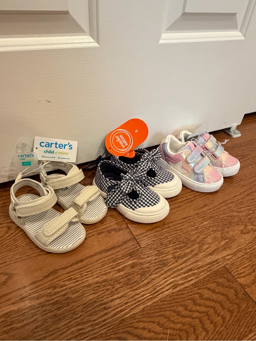 NWT Toddler shoes/sandals size 6 - Picture 2 of 4